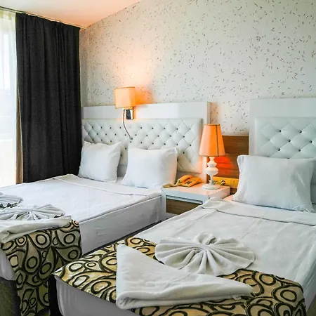 Hotel Club Monte Carlo