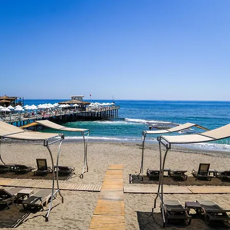 Hotel Club Monte Carlo 4*